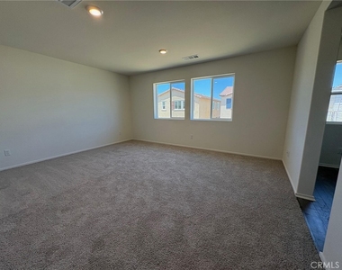14059 Shayna Street - Photo Thumbnail 15