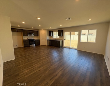 14059 Shayna Street - Photo Thumbnail 2