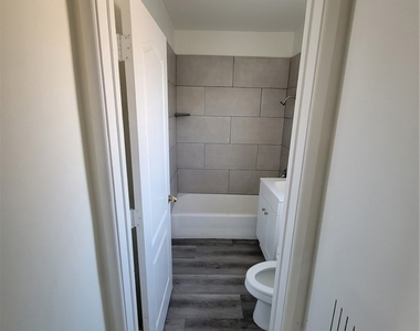757 S Towne Avenue - Photo Thumbnail 5