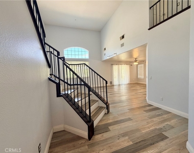 15096 Fox Ridge Drive - Photo Thumbnail 9
