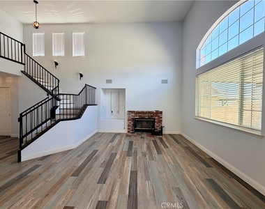 15096 Fox Ridge Drive - Photo Thumbnail 11