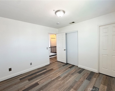 15096 Fox Ridge Drive - Photo Thumbnail 16