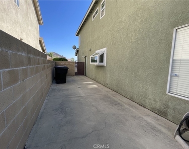 15096 Fox Ridge Drive - Photo Thumbnail 26