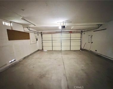 15096 Fox Ridge Drive - Photo Thumbnail 25