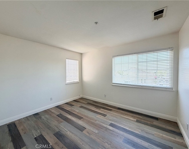 15096 Fox Ridge Drive - Photo Thumbnail 20