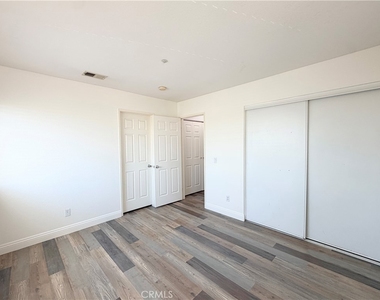 15096 Fox Ridge Drive - Photo Thumbnail 21