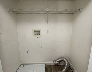 15096 Fox Ridge Drive - Photo Thumbnail 2