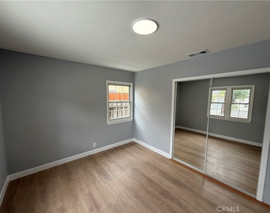 10172 Vena - Photo Thumbnail 6