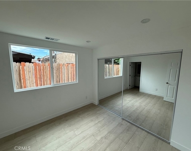 10172 Vena - Photo Thumbnail 9
