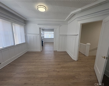 950 S New Hampshire Ave - Photo Thumbnail 8