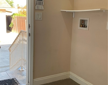 1817 S Palm - Photo Thumbnail 9