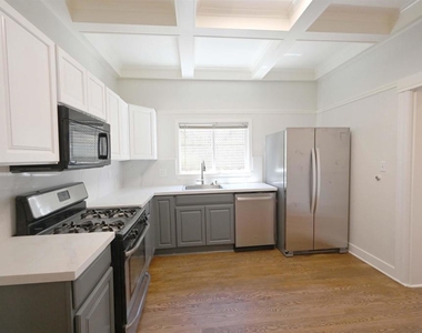 685 37th Street - Photo Thumbnail 5