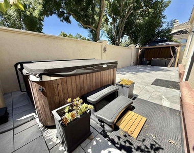 4238 Diavila Ave - Photo Thumbnail 50