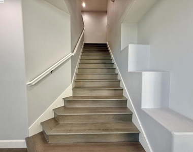 4238 Diavila Ave - Photo Thumbnail 28