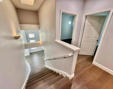 4238 Diavila Ave - Photo Thumbnail 29