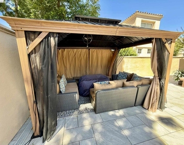 4238 Diavila Ave - Photo Thumbnail 49