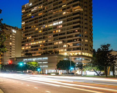 10501 Wilshire Boulevard - Photo Thumbnail 17