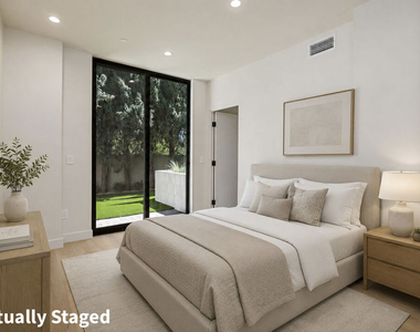428 Arnaz Drive - Photo Thumbnail 2