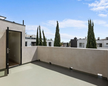 428 Arnaz Drive - Photo Thumbnail 21