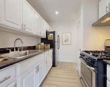 738 New Hampshire Avenue - Photo Thumbnail 3