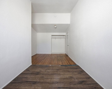 4841 W 18th Street - Photo Thumbnail 14