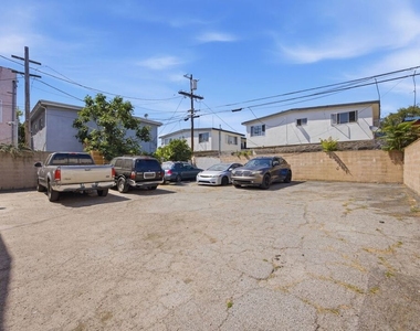 4841 W 18th Street - Photo Thumbnail 22