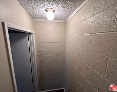 21820 Marylee Street - Photo Thumbnail 45