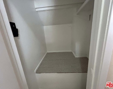 21820 Marylee Street - Photo Thumbnail 41