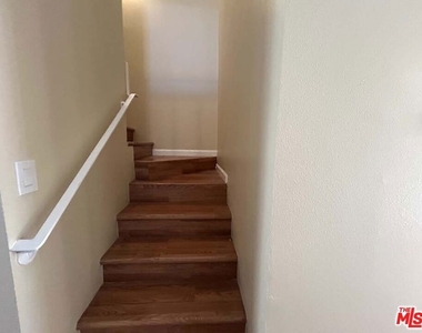 21820 Marylee Street - Photo Thumbnail 12