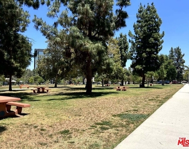 21820 Marylee Street - Photo Thumbnail 56