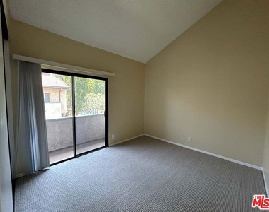 21820 Marylee Street - Photo Thumbnail 32