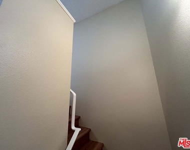 21820 Marylee Street - Photo Thumbnail 13