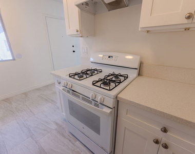 1828 16th Street - Photo Thumbnail 6