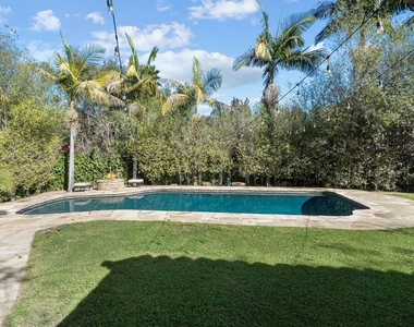 105 N Glenroy Avenue - Photo Thumbnail 28