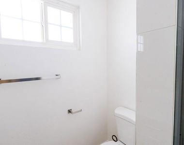 835 S Sherbourne Drive - Photo Thumbnail 9