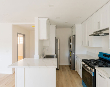 835 S Sherbourne Drive - Photo Thumbnail 1