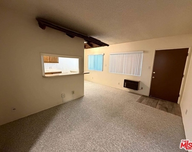 307 N Curtis Avenue - Photo Thumbnail 7