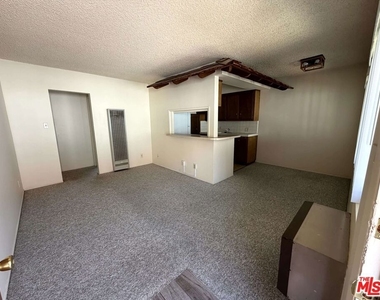 307 N Curtis Avenue - Photo Thumbnail 1