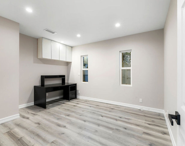 164 N Willaman Drive - Photo Thumbnail 18