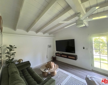 12913 Gilmore Avenue - Photo Thumbnail 28