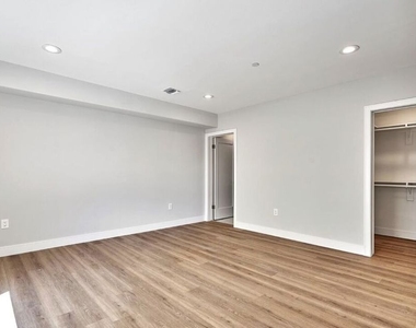 4507 Lomita Street - Photo Thumbnail 19