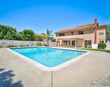 13887 Carriage Rd - Photo Thumbnail 49