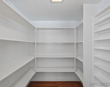 13887 Carriage Rd - Photo Thumbnail 22