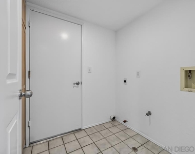 13887 Carriage Rd - Photo Thumbnail 41