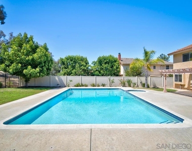 13887 Carriage Rd - Photo Thumbnail 50
