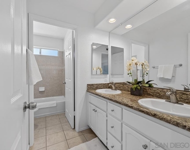 13887 Carriage Rd - Photo Thumbnail 37