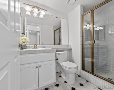 13887 Carriage Rd - Photo Thumbnail 24