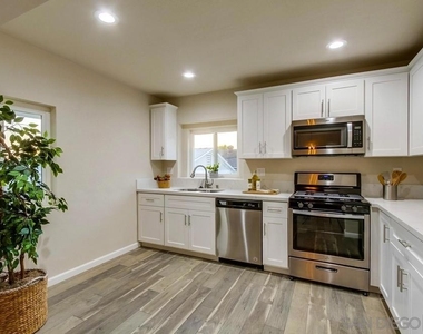 7021 Central Ave - Photo Thumbnail 1