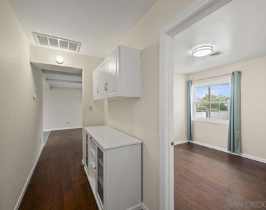 4148 Cole Way - Photo Thumbnail 23