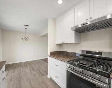 4148 Cole Way - Photo Thumbnail 9